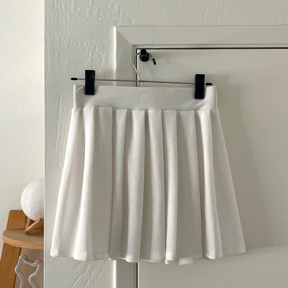 White Pleated Mini Skirt